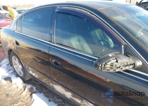 2004 Nissan Altima 2.5 Sl from USA, damaged, VIN 1N4AL11D74C156811